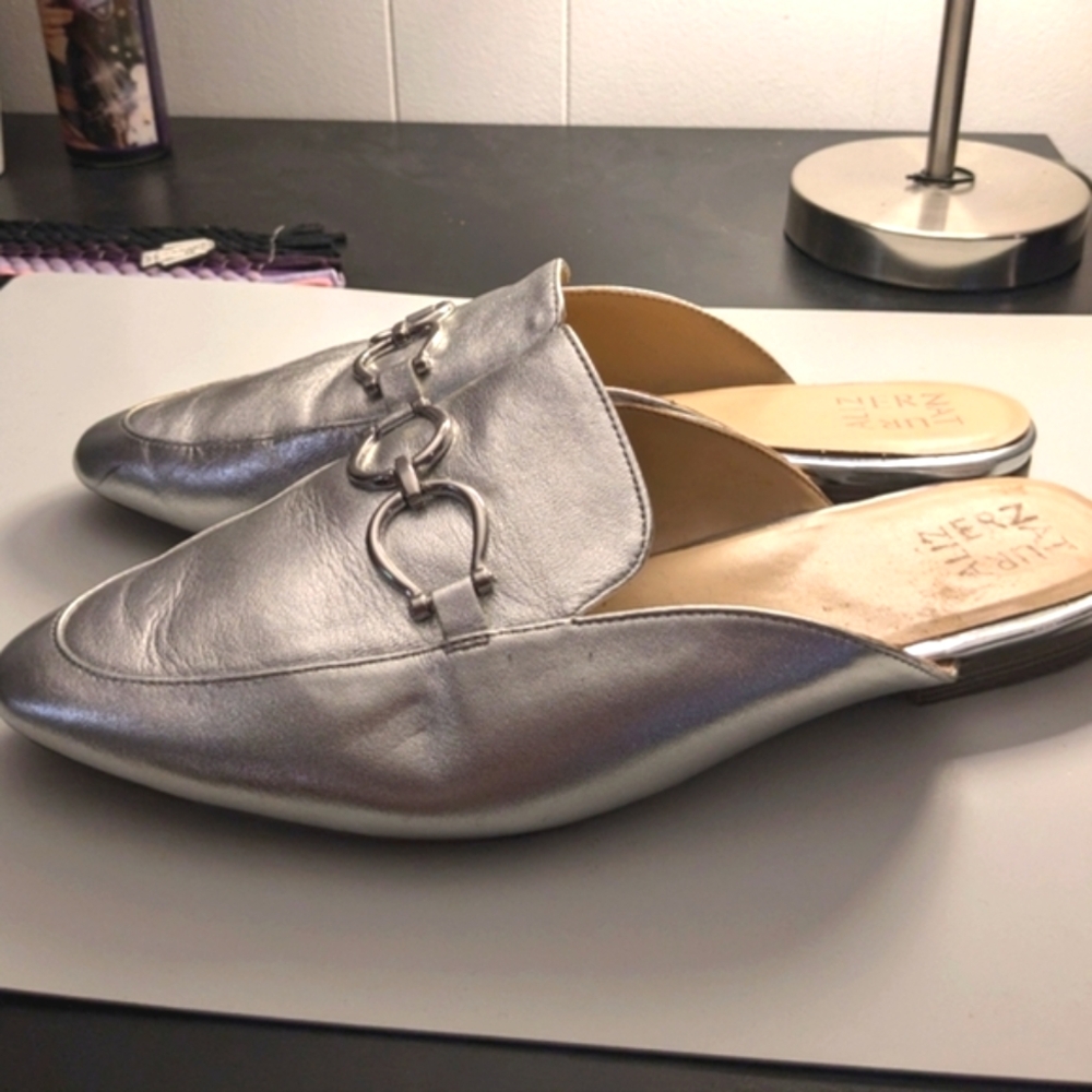 Leanna mules by Naturalizer, silver women's size US11 wide